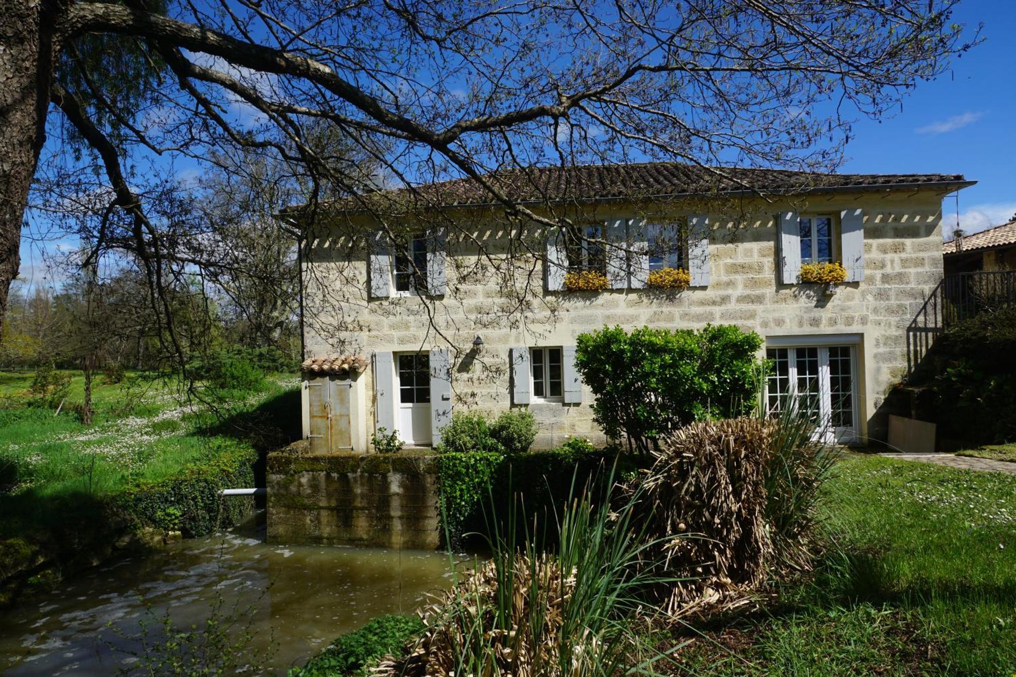 Moulin Notre Dame Otel Saint-Genès-de-Castillon Dış mekan fotoğraf